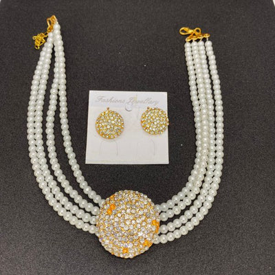 Classy & Trendy White Pearl Necklace